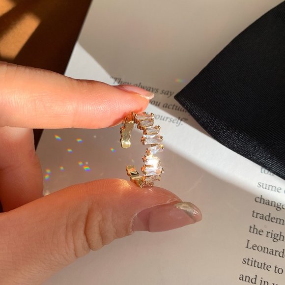 Gold Baguette Adjustable Ring - Picture 2 of 6
